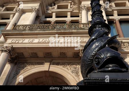 City of London School Building am Victoria Embankment 60 in London, heute besetzt von der Investmentbank JPMorgan Stockfoto