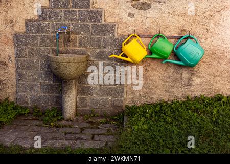 Cravegna ist eine kleine Bergstadt in Italien nahe der Grenze zur Schweiz. Stockfoto