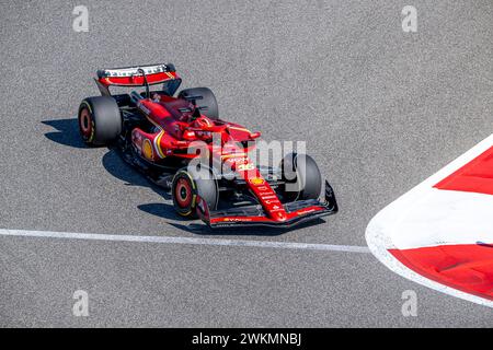 Sakhir, Bahrain, 21. Februar, Charles Leclerc, aus Monaco, tritt für Ferrari an. Wintertests, die Wintertests der Formel-1-Meisterschaft 2024. Quelle: Michael Potts/Alamy Live News Stockfoto