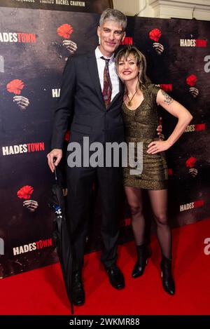 London, 21. Februar 2024, Hadestown Opening Night, Anais Mitchell kommt auf rotem Teppich im Lyric Theatre, Lou Morris/Alamy Live News Stockfoto