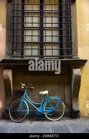 Historische Architektur, Renaissance-Denkmäler und belebte Straßen in Florenz, Italien, dem Herzen der Toskana. Stockfoto