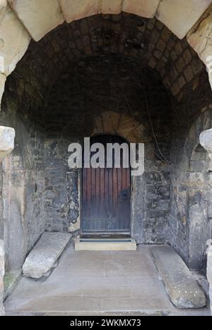 St Peter's Monkwearmouth in Sunderland, eine der ältesten Kirchen Großbritanniens aus dem Jahr 674 mit einer 1300-jährigen Geschichte, Nordengland, Großbritannien Stockfoto