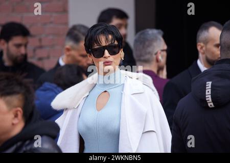 News - FENDI - FW 24-25 - Prominente und Street-Style Rym Saidi besucht die Fendi Fashion Show während der Milan Fashion Week Womenswear Herbst/Winter 2024 - 2025 am 21. Februar 2024 in Mailand. Foto: Cinzia Camela. Mailand Via Solari Italien Copyright: XCinziaxCamelax/xLiveMediax LPN 1245435 Stockfoto