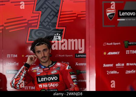 Doha, Katar. Februar 2024. DOHA, Lusail, KATAR, 20. Februar 2024; Francesco Bagnaia aus Italien und Ducati Leonovo Team während des offiziellen Qatar MotoGP Tests auf dem Lusail Circuit am 20. Februar 2024 in Doha, Katar. (Foto von Qian Jun/ATP Images) (QIAN Jun /ATP/SPP) Credit: SPP Sport Press Photo. /Alamy Live News Stockfoto