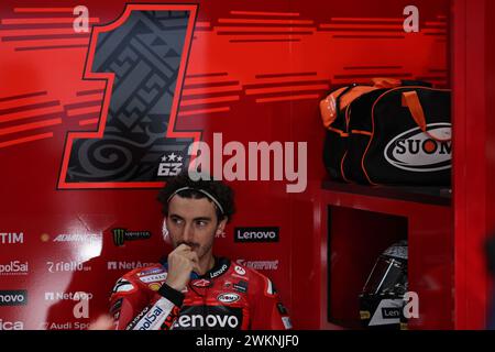 Doha, Katar. Februar 2024. DOHA, Lusail, KATAR, 20. Februar 2024; Francesco Bagnaia aus Italien und Ducati Leonovo Team während des offiziellen Qatar MotoGP Tests auf dem Lusail Circuit am 20. Februar 2024 in Doha, Katar. (Foto von Qian Jun/ATP Images) (QIAN Jun /ATP/SPP) Credit: SPP Sport Press Photo. /Alamy Live News Stockfoto