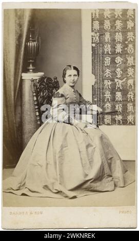 1866 Porträt von Jane Elizabeth „Jennie“ Faulding (1843–1904), britischer Pioniermissionarin in China mit der China Inland Mission. Miss Faulding heiratete später den Gründer der Mission, James Hudson Taylor, nach dem Tod seiner ersten Frau, Maria Jane Dyer. Stockfoto