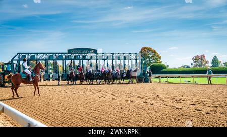 Keeneland, Lexington, Kentucky, 18. Oktober 2023: Keenealand Fall Race Meet, Start von Rennen 4 Stockfoto