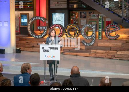 New York, Usa. Februar 2024. NEW YORK, NEW YORK – 21. FEBRUAR: New Yorker Gouverneur Katy Hochul spricht bei Googles Ribbon-Zeremonie in St. John Terminal am 21. Februar 2024 in New York City. Quelle: Ron Adar/Alamy Live News Stockfoto