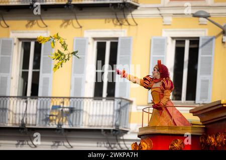 Nizza, Frankreich. Februar 2024. King of Pop First Flower Parade findet am 21. Februar 2024 in Nizza, Südfrankreich statt. Der Karneval in Nizza, der wichtigste internationale Karneval Frankreichs, ist das wichtigste Winterevent an der Cote d'Azur. Zwei Wochen Festlichkeiten erwecken die Stadt Nizza zum Leben, die „Karnevalsparaden“ („Corsi“) Tag und Nacht und die eleganten „Blumenparaden“ stehen auf dem Programm. Foto: Shootpix/ABACAPRESS.COM Credit: Abaca Press/Alamy Live News Stockfoto