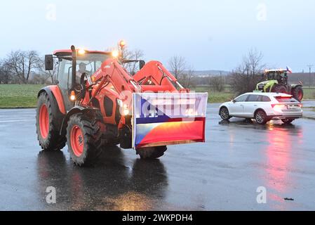 Kutna Hora, Tschechische Republik. Februar 2024. Tschechische Landwirte protestieren gegen die Agrarpolitik der Europäischen Union, Kutna Hora, Tschechische Republik, 22. Februar 2024. Quelle: Josef Vostarek/CTK Photo/Alamy Live News Stockfoto