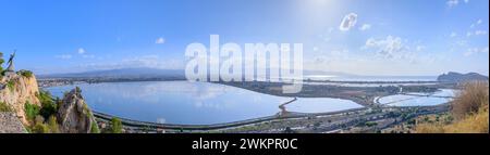 Panoramablick vom Mount Urpinu Park in Cagliari, Italien. Stockfoto