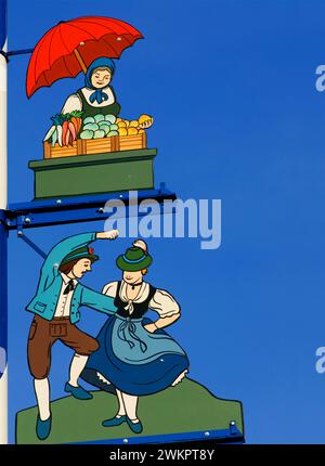 Detail von Maypole am Viktualienmarkt, München, Bayern, Deutschland Stockfoto