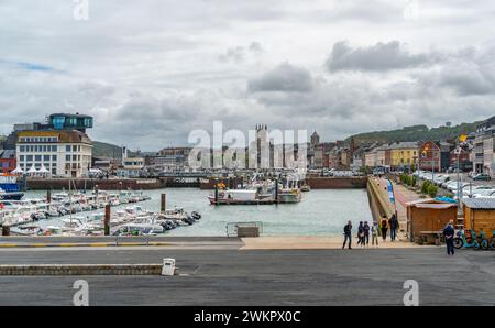 Stadtblick auf Fecamp, eine Gemeinde im Departement seine-Maritime in der französischen Normandie Stockfoto