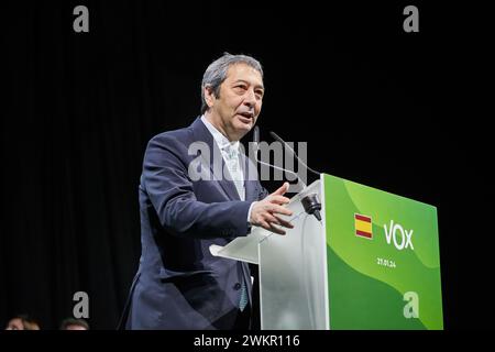 Madrid, 27.01.2024. Hotel Madrid Marriot. Außerordentliche Versammlung der Vox-Partei, wo Santiago Abascal zum Parteiführer erklärt wird. Hochrangige Mitarbeiter wie Ignacio Garrida, Jorge Buxadé, Pepa Millán und viele andere nehmen an der Veranstaltung Teil. Im Bild, der erste Vizepräsident und Minister für Kultur und Sport der valencianischen Gemeinschaft, Vicente Barrera. Foto: Guillermo Navarro. ARCHDC. Quelle: Album / Archivo ABC / Guillermo Navarro Stockfoto