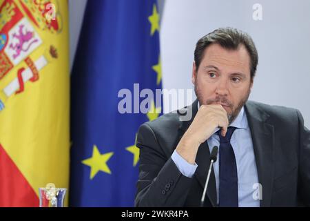 Madrid, 13.02.2024. Moncloa Palace. Auftritt nach dem Ministerrat von Ministersprecher Pilar Alegría, zusammen mit dem Minister für Verkehr und nachhaltige Mobilität, Óscar Puente, und der Ministerin für Wohnungsbau und Städteagenda, Isabel Rodríguez. Foto: Jaime García. ARCHDC. Quelle: Album / Archivo ABC / Jaime García Stockfoto
