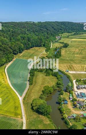 Blick auf das idyllische Altmühltal bei Breitenfurt bei Eichstätt Stockfoto