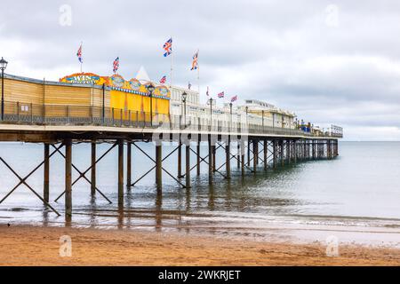 Blick auf Tor Bay und Paignton Pier am English Rivera. Paignton, Devon, England Stockfoto