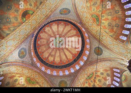 Istanbul, Türkei - 11. Dezember 2023: Berühmte mittelalterliche Blaue Moschee, Istanbul, Türkei Stockfoto