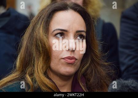 London, Großbritannien. Februar 2024. Stella Assange vor dem Obersten Gericht am zweiten Tag von Julian Assanges Auslieferungsverhandlung. Quelle: Vuk Valcic/Alamy Live News Stockfoto