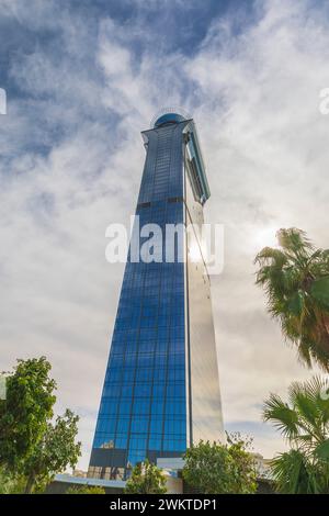 DUBAI, VAE – 5. Februar 2024: The View at the Palm Tower in Dubai Stockfoto