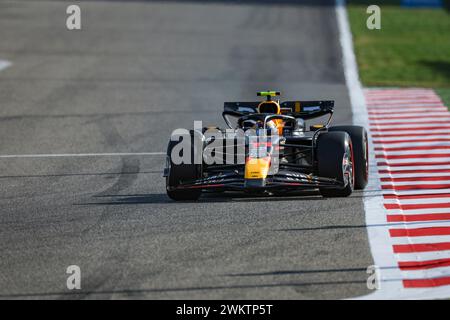 Sakhir, Bahrain. Februar 2024. 11 während der Formel-1-Aramco-Vorsaisontests 2024 der FIA-Formel-1-Weltmeisterschaft 2024 vom 21. Bis 23. Februar 2024 auf dem Bahrain International Circuit, in Sakhir, Bahrain - Foto Florent Gooden/DPPI F1 Vorsaisontests in Bahrain auf dem Bahrain International Circuit am 22. Februar 2024 in Sakhir, Bahrain. (Foto von HOCH ZWEI) Credit: dpa/Alamy Live News Stockfoto