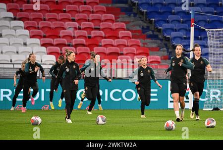 Lyon, Frankreich. Februar 2024. Fußball: Frauen, Nationalliga, vor dem Spiel Frankreich - Deutschland, Groupama-Stadion, Abschlusstraining Deutschland. Die Spieler trainieren. Quelle: Sebastian Gollnow/dpa/Alamy Live News Stockfoto