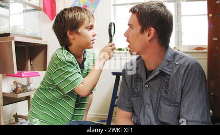 BOYHOOD 2014 IFC Films Produktion mit Ellar Coltrane als Mason Evans Jr und Ethan Hawke als Mason Evans Sr Stockfoto