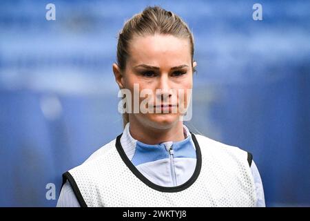 Decines Charpieu, Frankreich. Februar 2024. © Matthieu Mirville/MAXPPP - Decines-Charpieu 22/02/2024 Amandine HENRY von Frankreich während des Trainings vor dem Halbfinale der letzten vier der Women's Nations League im Groupama Stadium am 22. Februar 2024 in Decines-Charpieu bei Lyon, Frankreich. Quelle: MAXPPP/Alamy Live News Stockfoto