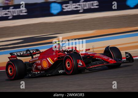 Sakhir, Bahrain. Februar 2024. 55 während der Formel 1 Aramco-Vorsaisontests 2024 der FIA Formel-1-Weltmeisterschaft 2024 vom 21. Bis 23. Februar 2024 auf dem Bahrain International Circuit in Sakhir, Bahrain - Foto DPPI F1 Vorsaisontests in Bahrain auf dem Bahrain International Circuit am 22. Februar 2024 in Sakhir, Bahrain. (Foto von HOCH ZWEI) Credit: dpa/Alamy Live News Stockfoto