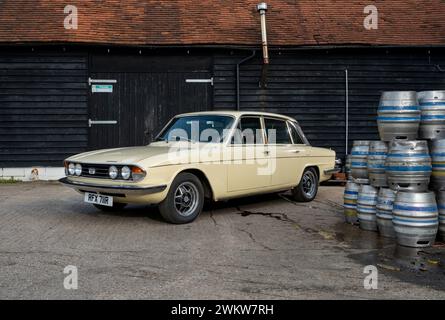 1976 Triumph 2500S – 1970er britische Sportlimousine – Rover 2200TC und Triumph 2500S Stockfoto