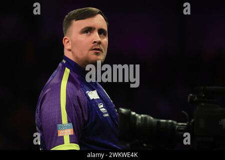 Newcastle, Großbritannien. Februar 2024. Luke Litttler reagierte während der BetMGM Premier League Darts Night 4 2024 in der Utilita Arena in Newcastle, England, Großbritannien am 22. Februar 2024 Credit: Every Second Media/Alamy Live News Stockfoto