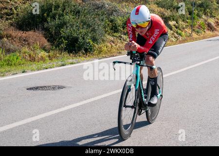 Albufeira, Portugal. Februar 2024. ALBUFEIRA, PORTUGAL - 17. Februar: Martin Tjotta aus Norwegen während des Zeitfahrens der 50. Volta Algarve an der Algarve am 17. februar 2024 in Albufeira, Portugal (Foto: Henk Seppen/Orange Pictures) Credit: Orange Pics BV/Alamy Live News Stockfoto