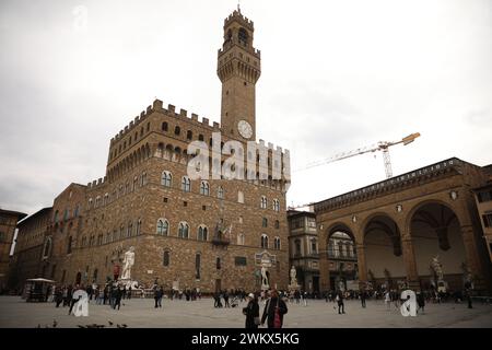 Florenz, Italien - 8. Februar 2024: Palazzo Vecchio im Freien Stockfoto