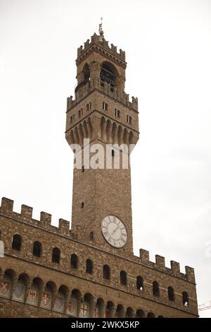 Florenz, Italien - 8. Februar 2024: Palazzo Vecchio unter freiem Himmel Stockfoto