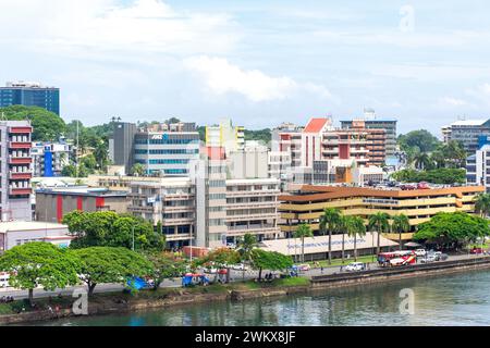 Blick auf die Stadt und das Wasser, Suva, Viti Levu, Republik Fidschi Stockfoto