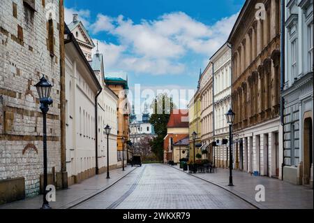 Krakaus Altstadt, enge Straße, historisches Zentrum in Krakau, Polen Stockfoto