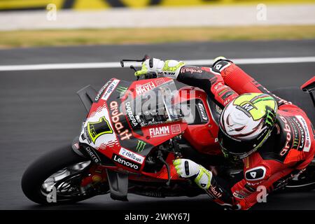 MELBOURNE, AUSTRALIEN. 23. Februar 2024. Alvaro Bautista (1) aus Spanien fuhr mit dem Ducati Panigale V4R für Aruba.IT Racing - Ducati bei der Eröffnungsrunde der Superbike-Weltmeisterschaft 2024 auf dem Phillip Island Circuit. Karl Phillipson/Alamy Live News Stockfoto