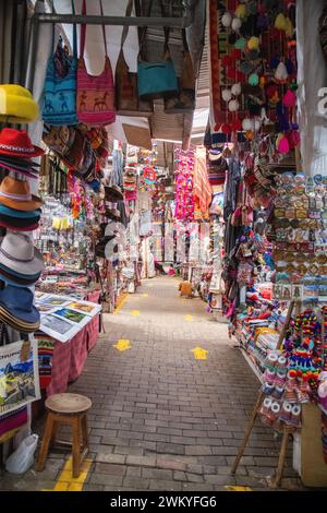 Mercado de Artesanias Markt in Aguas Calientes in der Nähe von Machu Picchu, Peru Stockfoto