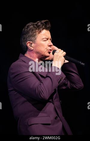 22. Februar 2024, Motorpoint Arena, Nottingham, Großbritannien. Veranstaltung: Rick Astley unterstützt von Belinda Carlisle. Bildunterschrift: Rick Astley Bild: Mark Dunn / Alamy Live News (Unterhaltung) Stockfoto