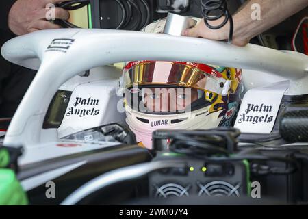 MAGNUSSEN Kevin (den), Haas F1 Team VF-24 Ferrari, Porträt während der Formel 1 Aramco-Vorsaisontests 2024 der FIA Formel 1 Weltmeisterschaft 2024 vom 21. Bis 23. Februar 2024 auf dem Bahrain International Circuit in Sakhir, Bahrain Stockfoto
