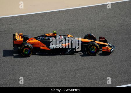 23. Februar 2024, Bahrain International Circuit, Sakhir, Formel-1-Testfahrten in Bahrain 2023, im Bild Lando Norris (GBR), McLaren F1 Team Stockfoto