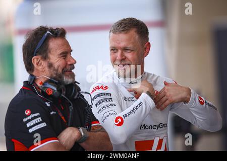 HULKENBERG Nico (ger), Haas F1 Team VF-24 Ferrari, Porträt während der Formel 1 Aramco Vorsaisontests 2024 der FIA Formel 1 Weltmeisterschaft 2024 vom 21. Bis 23. Februar 2024 auf dem Bahrain International Circuit in Sakhir, Bahrain Stockfoto