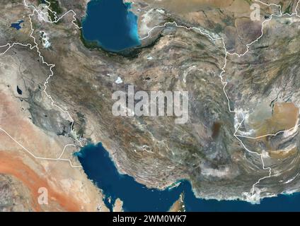 Farb-Satellitenbild des Iran und der Nachbarländer, mit Grenzen. Stockfoto