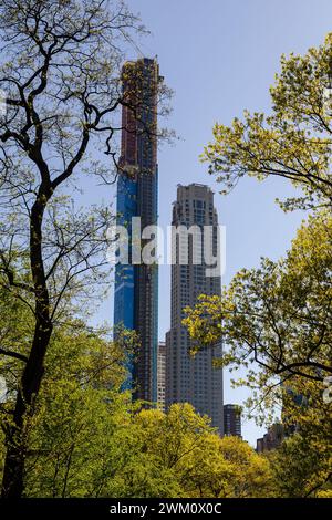 USA, New York State, New York City, hohe Wolkenkratzer vom Central Park aus gesehen Stockfoto