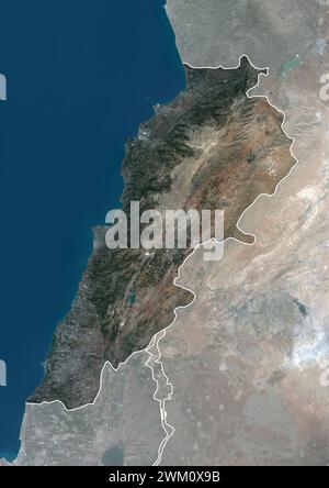 Farb-Satellitenbild des Libanon, mit Grenzen und Maske. Stockfoto