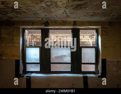 Das Innere des Govanhill Baths Swimmingpools während der Renovierungsarbeiten im Süden von Glasgow 2023 Stockfoto