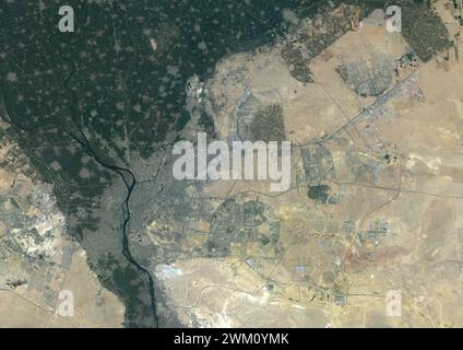 Farb-Satellitenbild von Kairo und Neu-Kairo-Stadt, Ägypten im Jahr 2022. Stockfoto