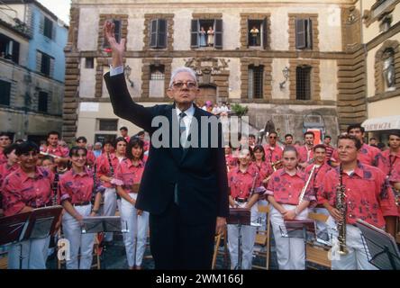 3830184 Goffredo Petrassi; (add.info.: Zagarolo (Rom) 16. Juli 1994. Komponist Goffredo Petrassi während der Feierlichkeiten zu seinem 90. Geburtstag in seiner Geburtsstadt / Zagarolo (Roma) 16 luglio 1994. IL compositore Goffredo Petrassi durante i festeggiamenti per il suo novantesimo compleanno nel suo paese natale); © Marcello Mencarini. Alle Rechte vorbehalten 2024. Stockfoto