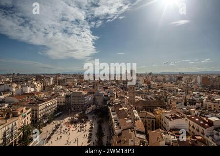 Valencia, 16. Februar 2024: Blick über die Stadt vom Gipfel der Iglesia de Santa Catalina Stockfoto