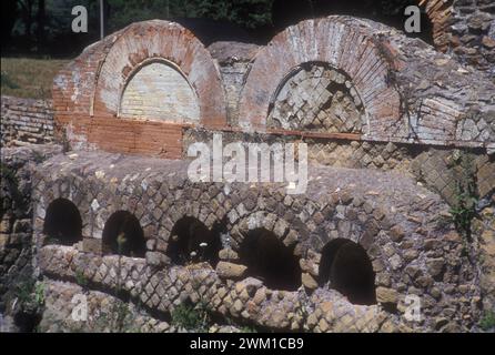 4067090 altes Ostia, Grabmal des Archetti (Grabmal der kleinen Bögen); (add.info.: altes Ostia, Grabmal des Archetti (Grabmal der kleinen Bögen) OSTIA ANTICA, tomba degli archetti); © Marcello Mencarini. Alle Rechte vorbehalten 2024. Stockfoto